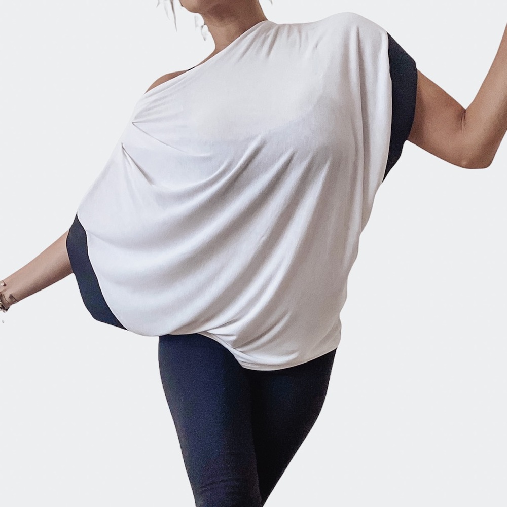 BCBG Maxazria color block white and black top size M (NWT)